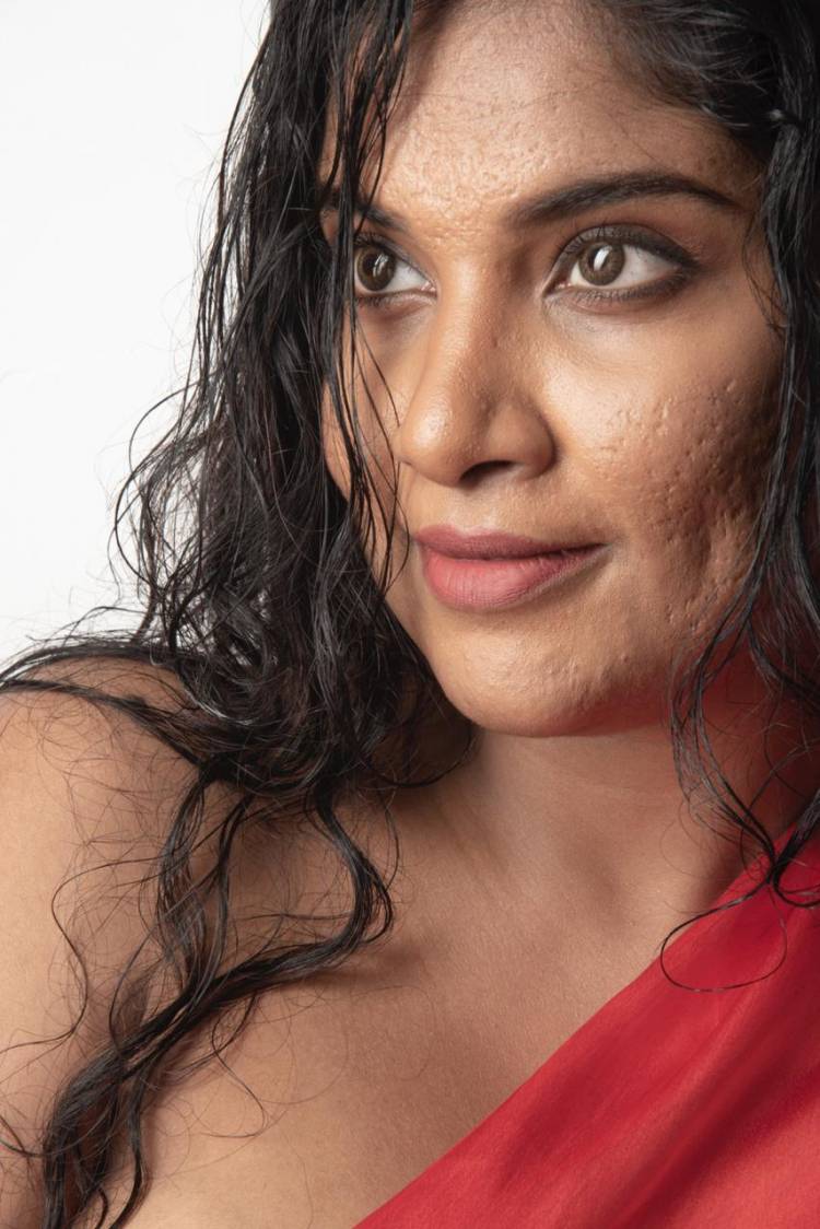 Actress #Sabbitaroi Hot & Bold Photoshoot Pics