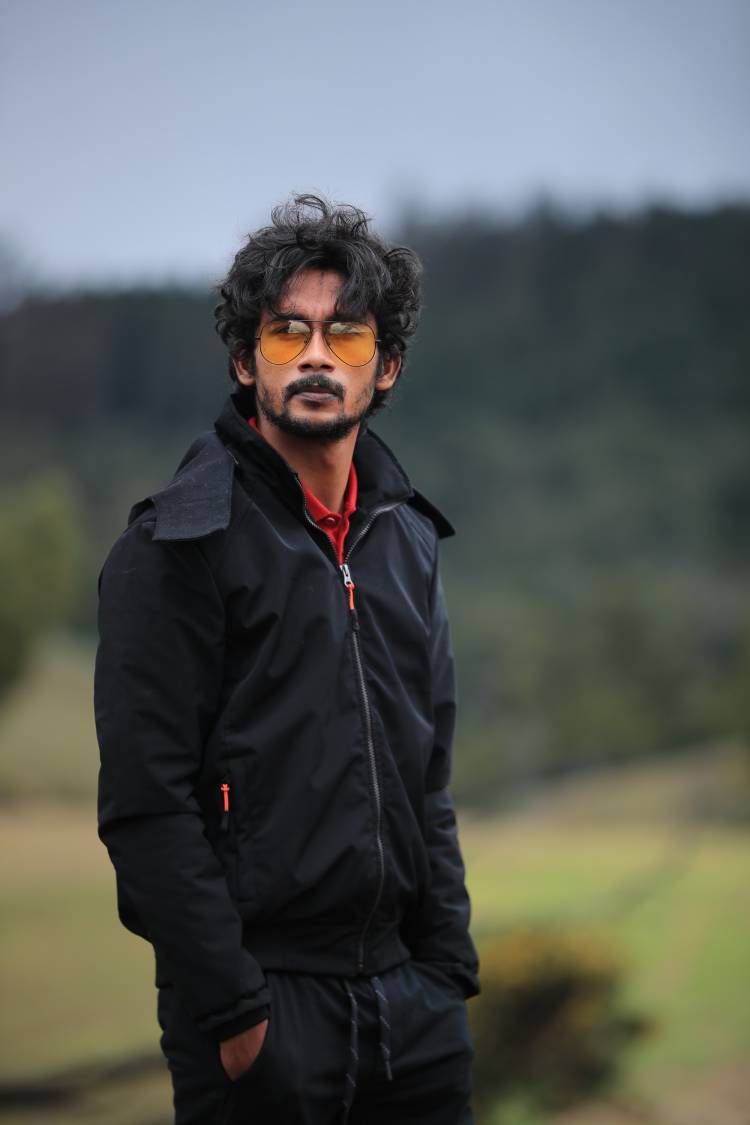 தெலுங்கு பிக் பாஸ் புகழ் 'பானு ஸ்ரீ ரெட்டி' நடித்திருக்கும் லேடீஸ் ஹாஸ்டல் த்ரில்லர் ‘கேட்’..!