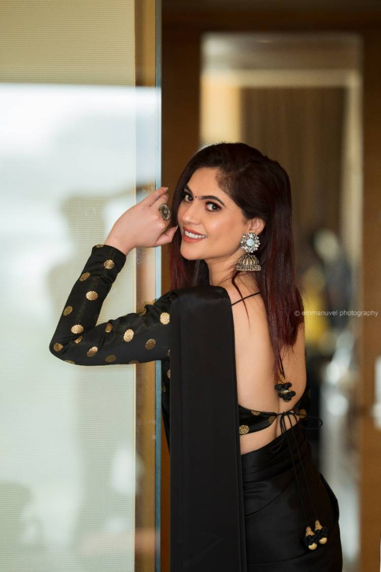 Beautiful Actress #SherinShringar @knowsherin  strikes some stunning poses in this beautiful black outfit.