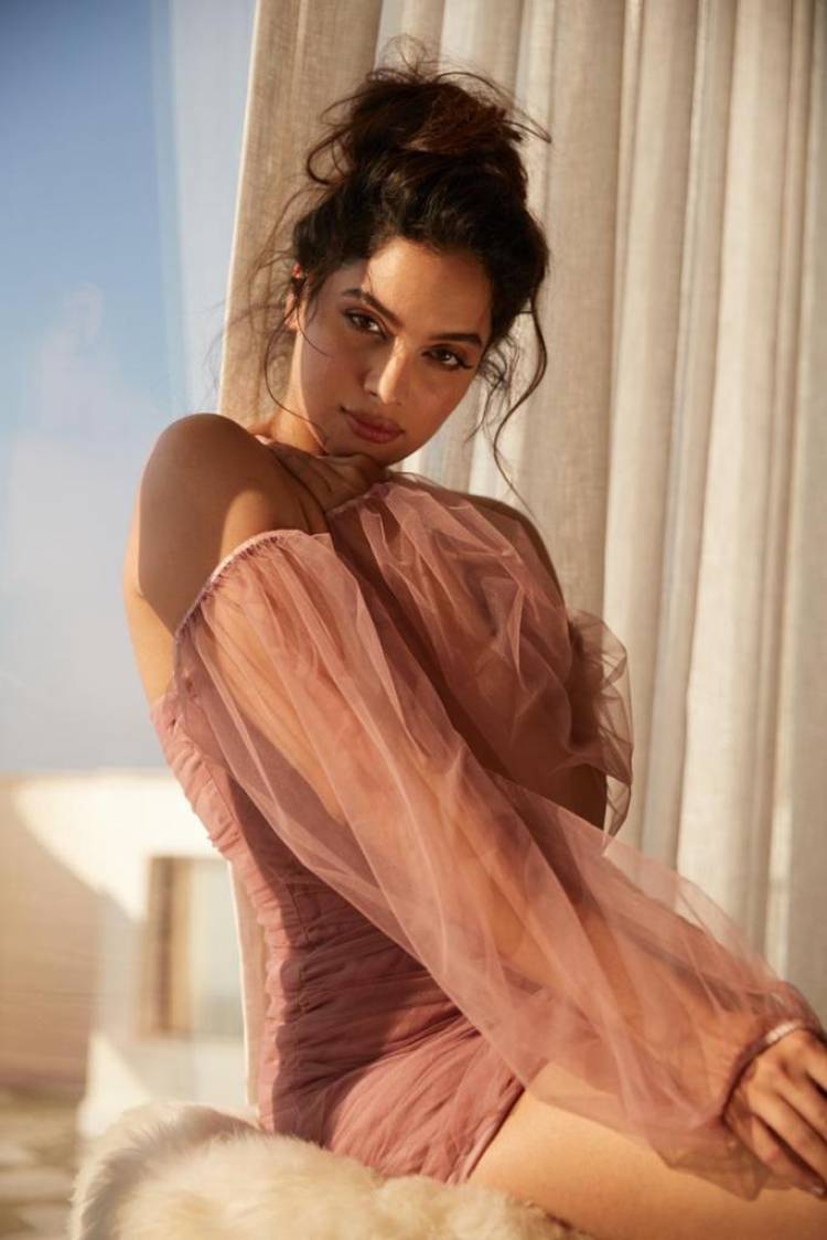 Being Stylish Never Goes Out Of Fashion!! The Latest Photoshoot Stills Of Actress #TanyaHope Brings Out The Style