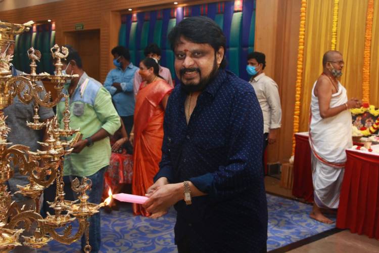 தமிழில் ரீமேக் ஆகிறது 'ஆண்ட்ராய்டு குஞ்சப்பன்': கே.எஸ்.ரவிகுமார் தயாரித்து நடிக்கிறார்