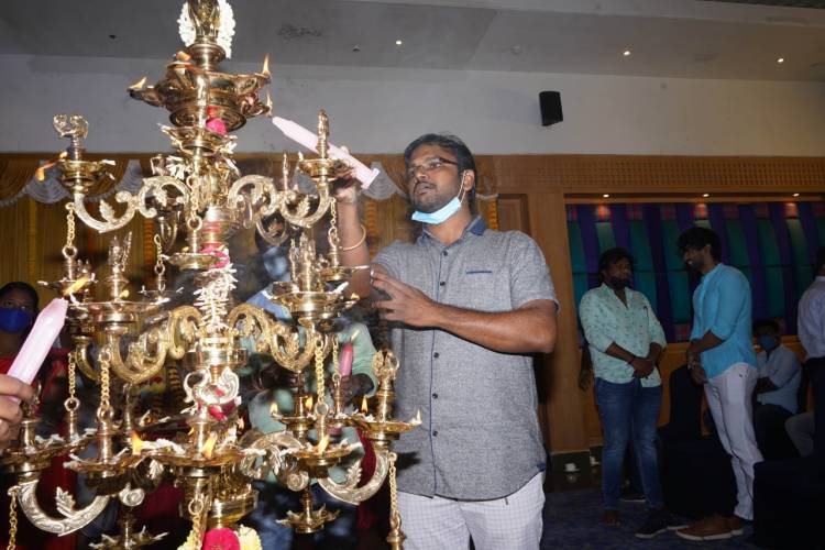 தமிழில் ரீமேக் ஆகிறது 'ஆண்ட்ராய்டு குஞ்சப்பன்': கே.எஸ்.ரவிகுமார் தயாரித்து நடிக்கிறார்