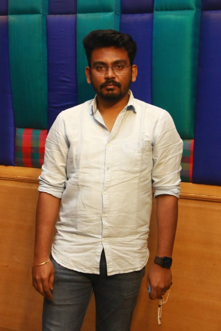 தமிழில் ரீமேக் ஆகிறது 'ஆண்ட்ராய்டு குஞ்சப்பன்': கே.எஸ்.ரவிகுமார் தயாரித்து நடிக்கிறார்