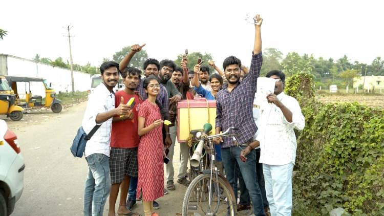 “குச்சி ஐஸ்” விற்கும் சமுத்திரகனி ! 