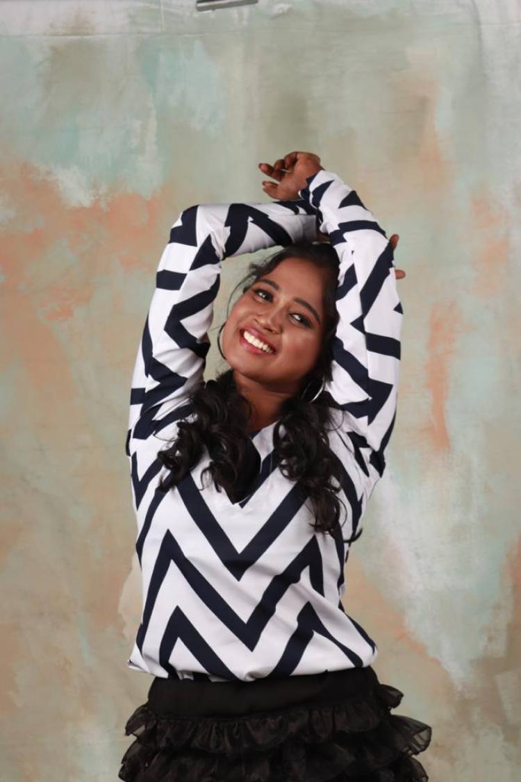 Western outfit pics of @SaranyaRavicha7 #saranyaravichandran