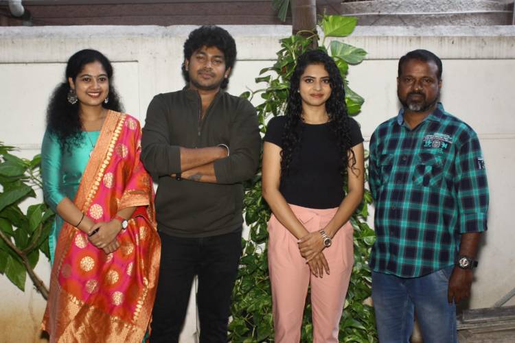 பிரபல இயக்குனர் மற்றும் நடிகர் திரு.பாக்யராஜ் அவர்களால் வெளியிடப்பட்ட சிதம்பரம் ரெயில்வேகேட் படத்தின் இசைவெளியீடு....