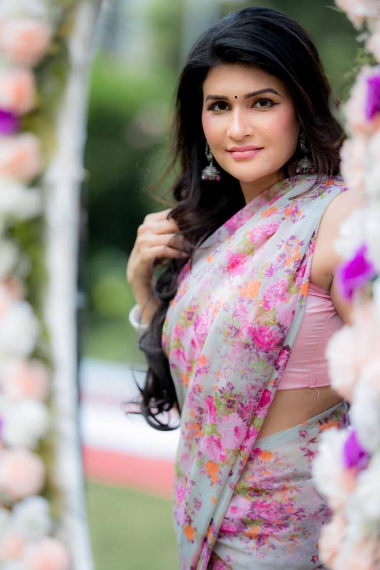 ஒன்பது படங்களை முடித்து  சிறந்த  நடிகையாக முன்னேறி வரும் நடிகை அஞ்சனா கீர்த்தி!!