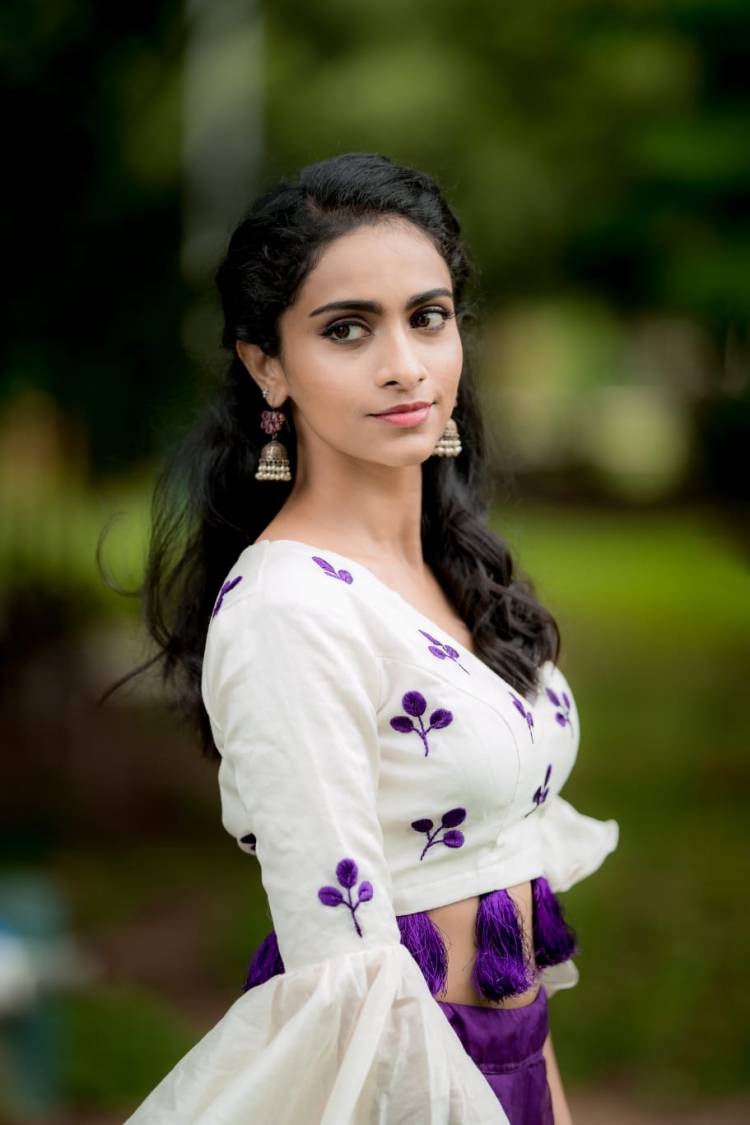 Sizzling Beauty #AbithaVenkat Stills  Best of Luck for C/o Kadhal success , She has Played a turning point role 