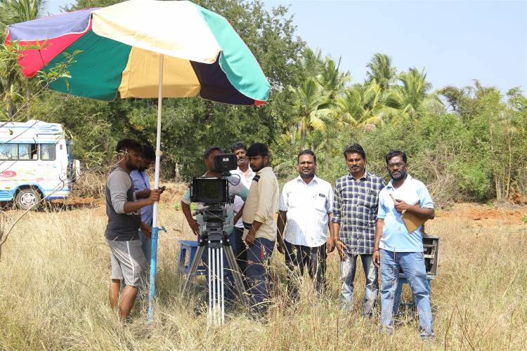 தெருக்கோடியில் பிறந்து நாகரீக வாழ்க்கைக்கு ஏங்கும்  ஒருவனின் கதை “ முன்னா “    