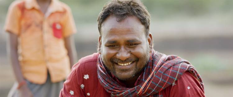 தெருக்கோடியில் பிறந்து நாகரீக வாழ்க்கைக்கு ஏங்கும்  ஒருவனின் கதை “ முன்னா “    