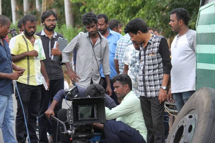 பாலாவின்  உதவியாளர்  வள்ளுவன்  'ஓகே கூகுள்'  என்கிற  7  நிமிடக் குறும்படத்தை  இயக்கியுள்ளார்.