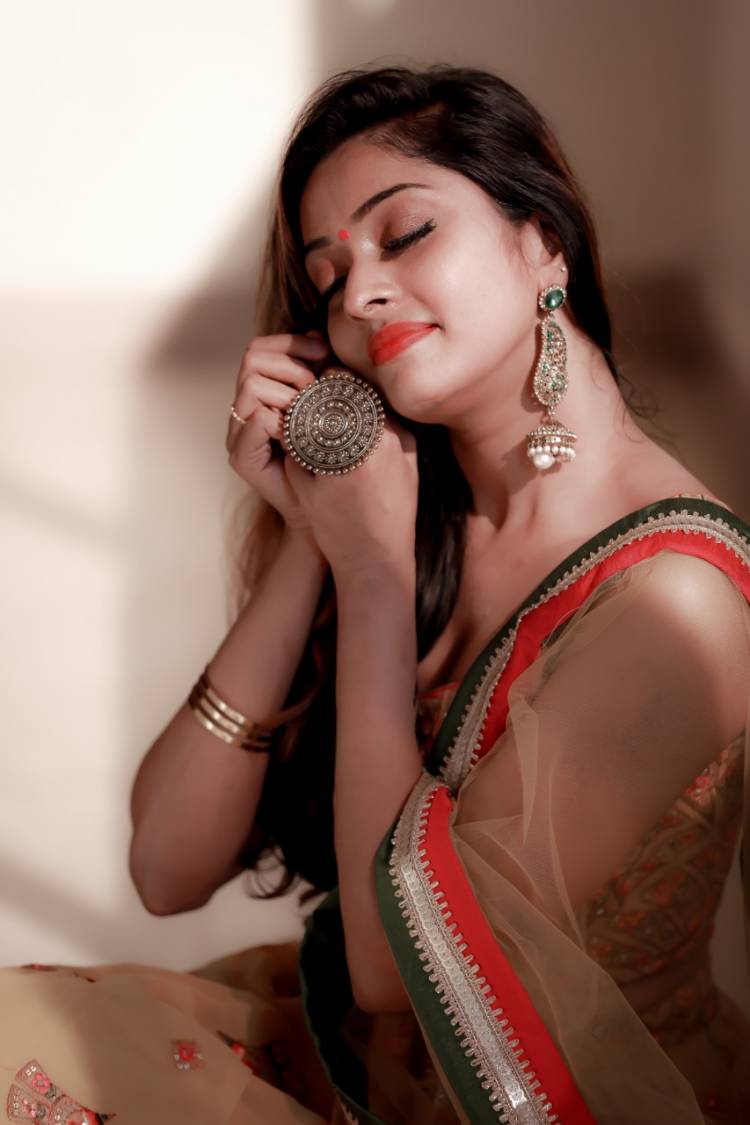 Actress Sunulakshmi latest Traditional photoshoot 