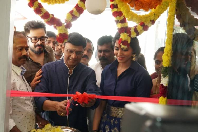 #Sasikalaproduction successfully launched at AVM studio in the presence of promising Actress #SaiDhanshika