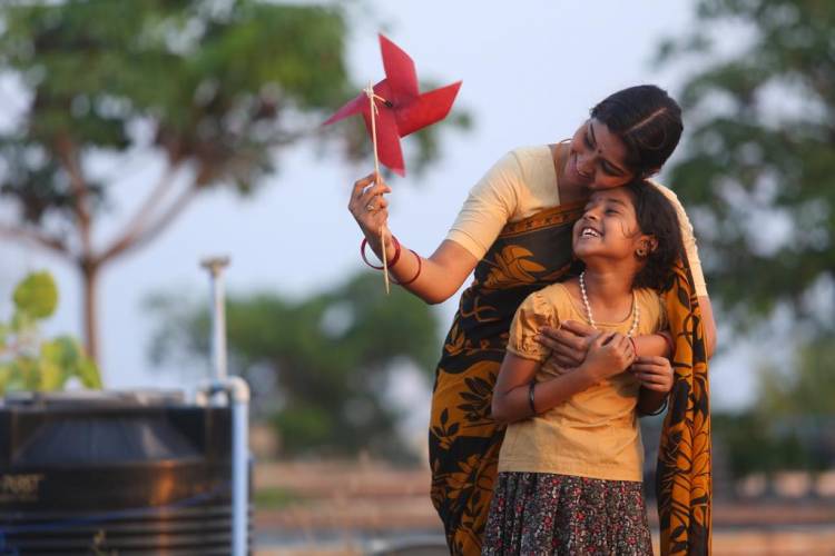 விஷால் பிலிம் பாக்டரி சார்பில் விஷால் தயாரித்து வரும் படம் ‘சக்ரா’. இப் படம் இம்மாதம் 19_ம் தியதி திரைக்கு வருகிறது. 