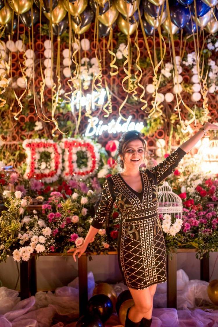 பிறந்த நாள் கொண்டாடும் நிகழ்ச்சி தொகுப்பாளினி  "Television queen"  திவ்யதர்ஷினியின் அடுத்த  பரிணாமம்!!!