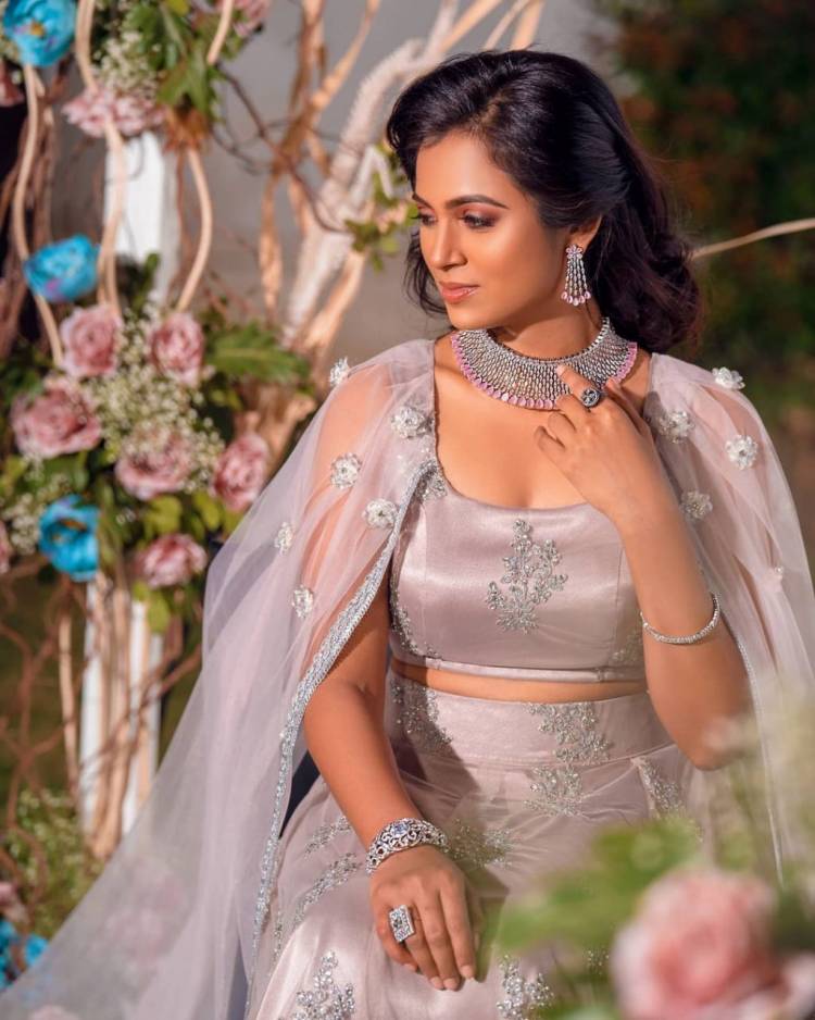 Narayana Pearls Gems & Jewelers Actess Ramyapandian Stills