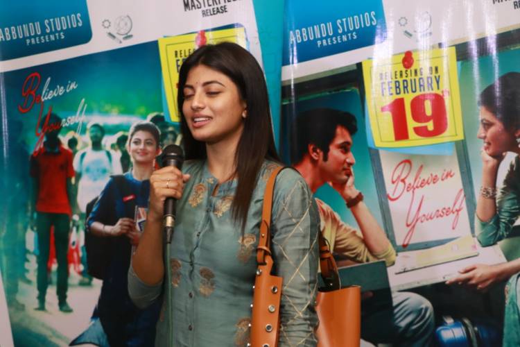 #kamalifromnadukkaveri celebrity show