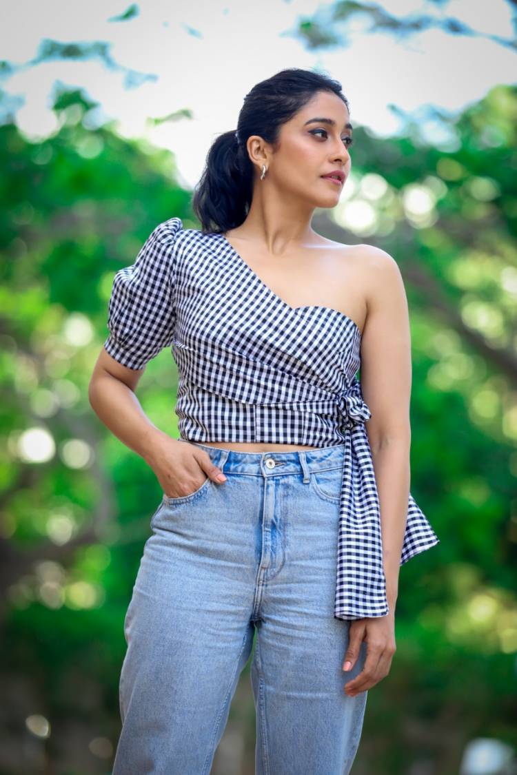 #Chakra #AV31 #Soorpanagai #Flashback #NenjamMarappathillai #kallapart Telugu & Hindi Pan-India Star  @ReginaCassandra Super Busy with her Ongoing Projects 