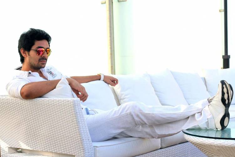 நடிகர் விவந்த் அவர்கள் சமீபத்தில் வெளியான ‘பாரிஸ் ஜெயராஜ்’ படத்தில் நடித்து மக்களிடையே பெரும் வரவேற்பை பெற்றார்.