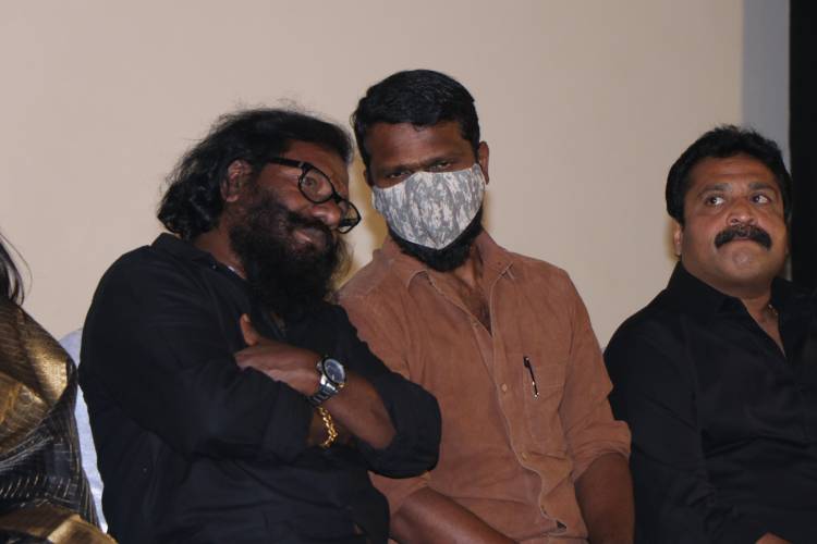 தறியுடன்’ என்ற நாவலை மையமாகக்கொண்டு உருவாகியுள்ள ‘சங்கத்தலைவன்’ திரைப்படம் பிப்ரவரி 26ம் தேதி திரைக்கு வருகிறது.