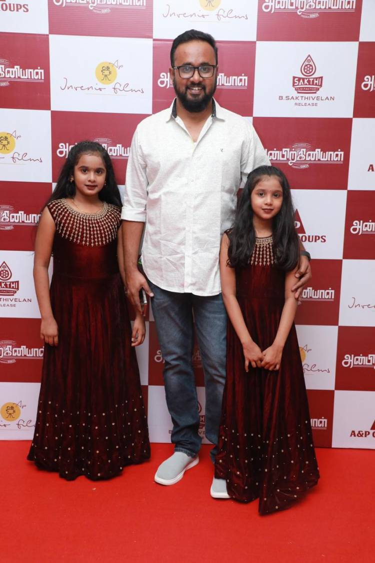 Actor & Producer @iarunpandianc is here at #AnbirkiniyalPremiere.