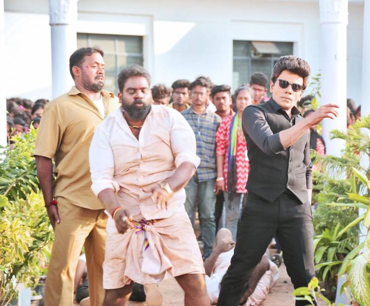 #LegendInAction  Shooting in Full Swing   #LegendSaravanan film  duo  @JdJery Directorial