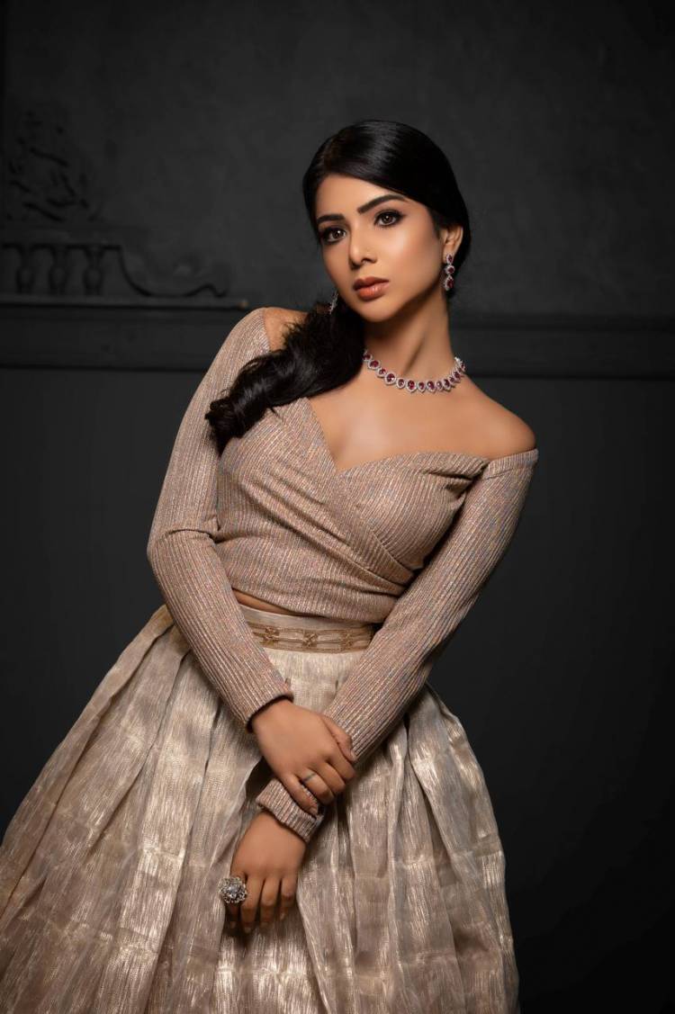 #NaturalStar  #Pavithralakshmi  @itspavitralaksh  @pavithralakshmioffl