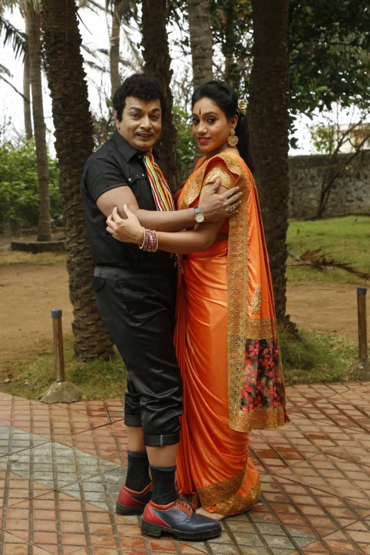 உழைக்கும்-கைகள்-movie News photo