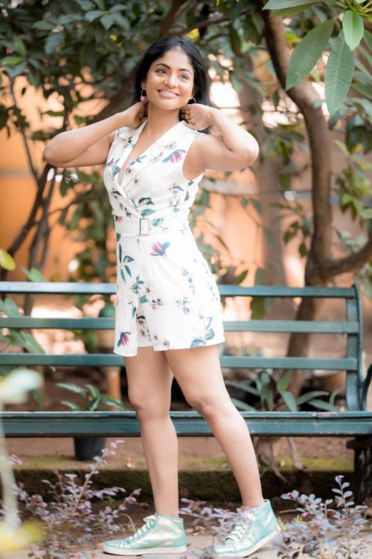 The  GerberaDaisy ,Charming and Dynamic #YouthEnergeticStar #shrutiNair