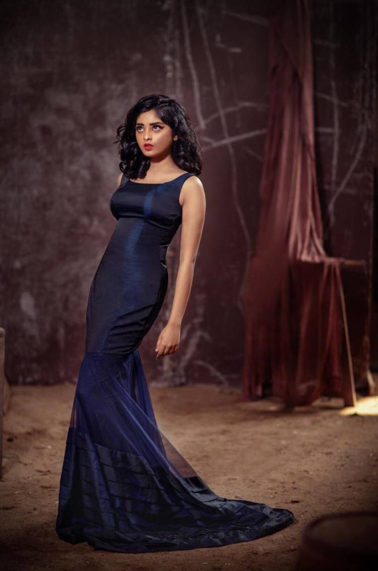 Debut  #kadampari Movie actress singer gorgeous #akilanarayanan @AkilaNarayanan_ recent photoshoot pictures 