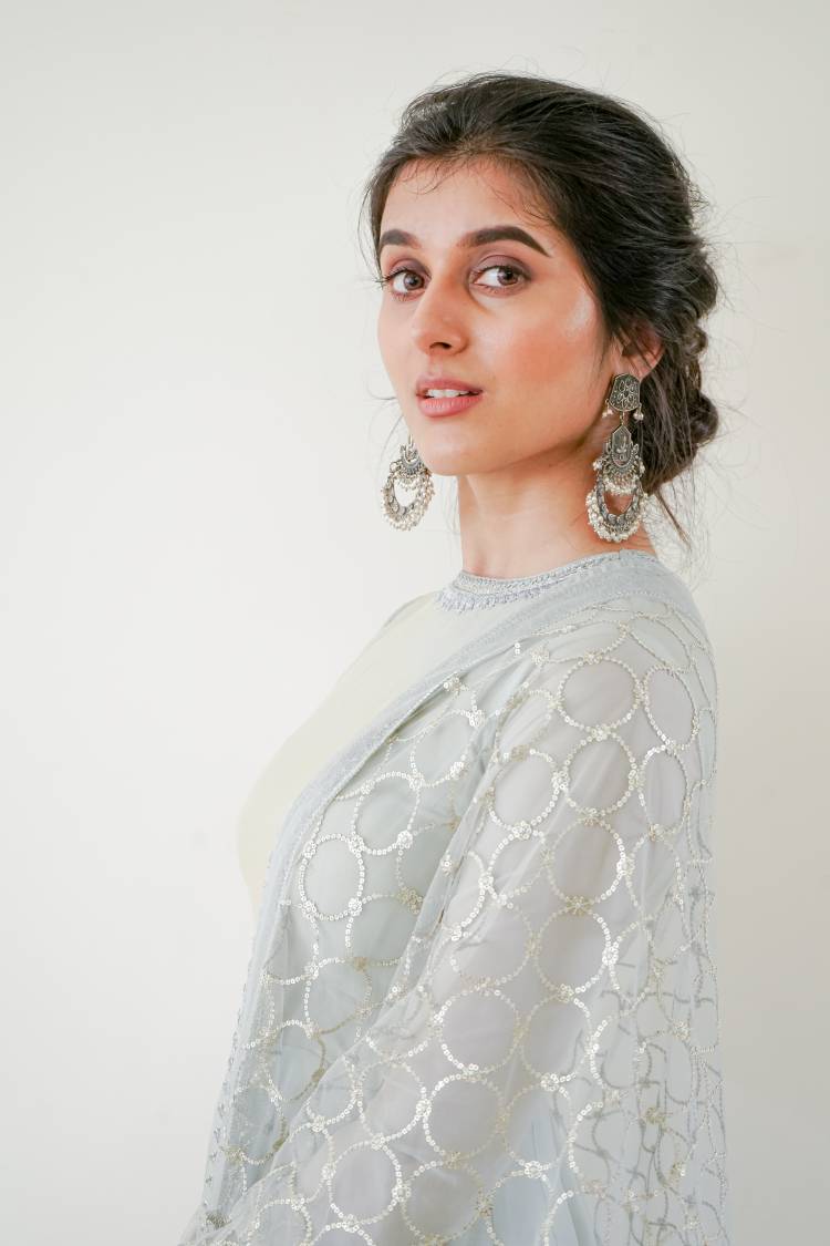 Actress Sanjana Sarathy