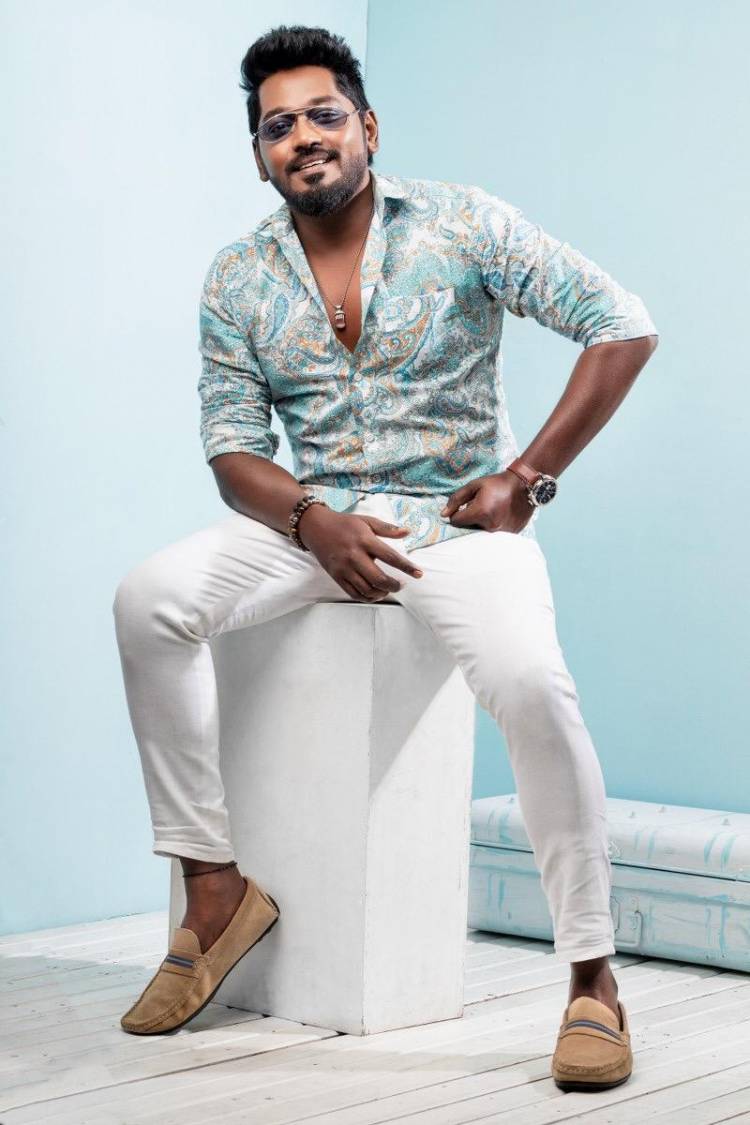 அண்ணாத்த படப்பிடிப்பில் பிறந்தநாள் கொண்டாடிய ‘கபாலி’  விஷ்வந்த்!