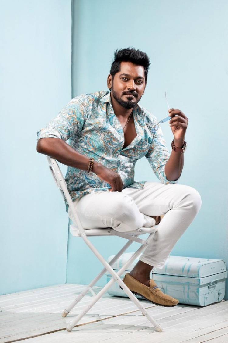 அண்ணாத்த படப்பிடிப்பில் பிறந்தநாள் கொண்டாடிய ‘கபாலி’  விஷ்வந்த்!