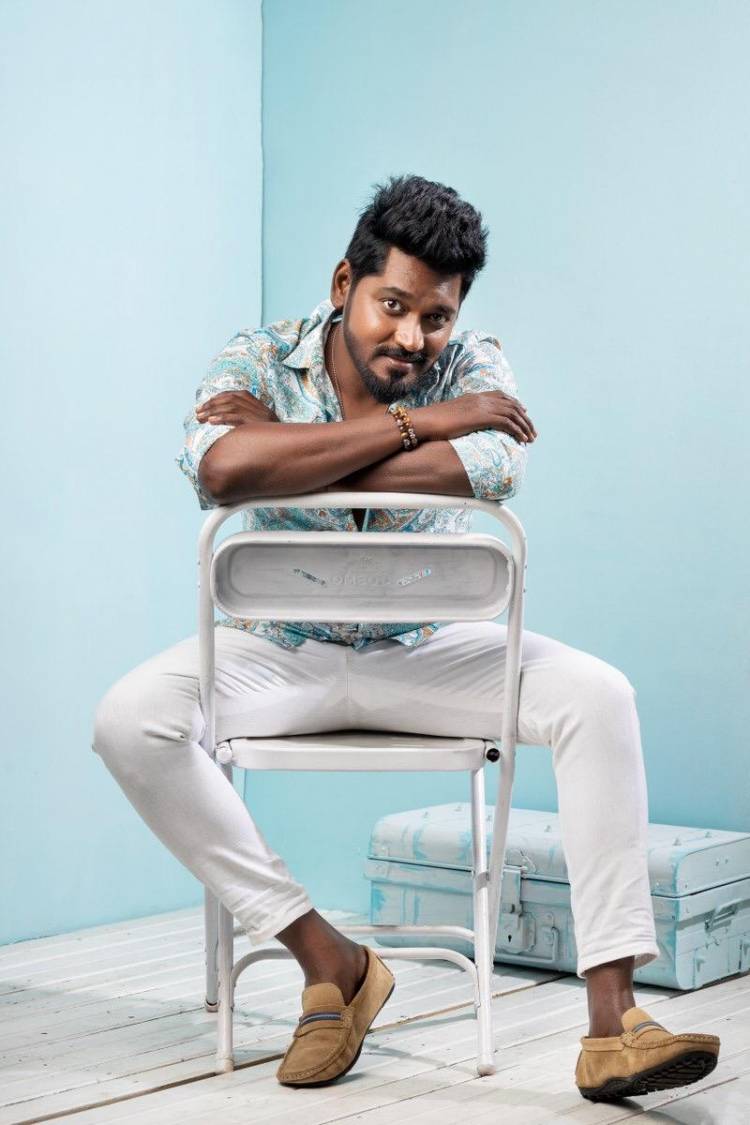 அண்ணாத்த படப்பிடிப்பில் பிறந்தநாள் கொண்டாடிய ‘கபாலி’  விஷ்வந்த்!