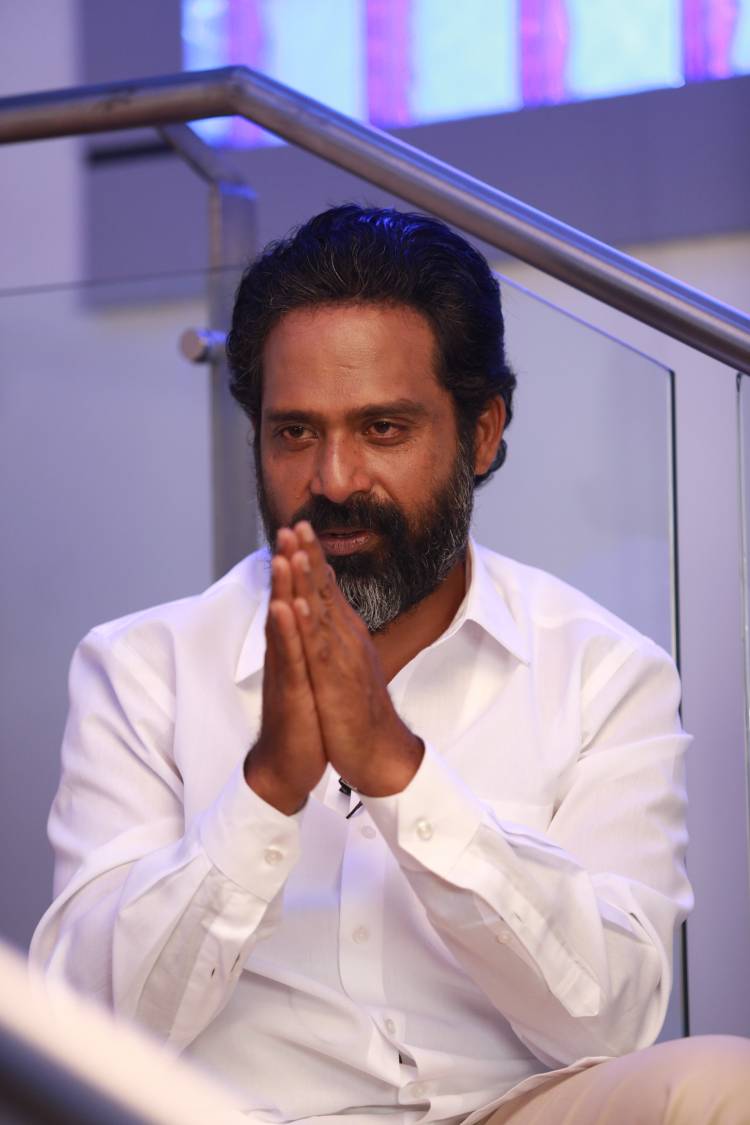 சின்னசாமி சினி கிரியேஷன்ஸ் தயாரிக்கும் “மஞ்ச சட்ட பச்ச சட்ட” 