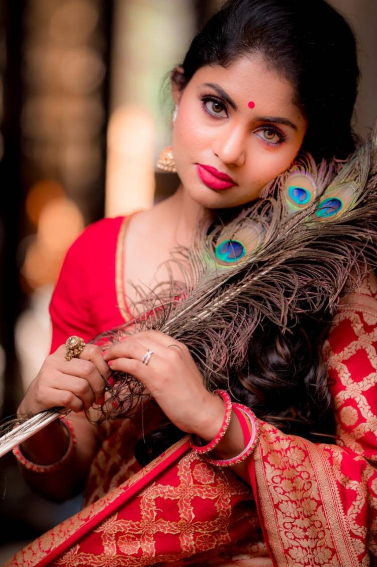 The  GerberaDaisy ,Charming and Dynamic #YouthEnergeticStar  #shrutiNair