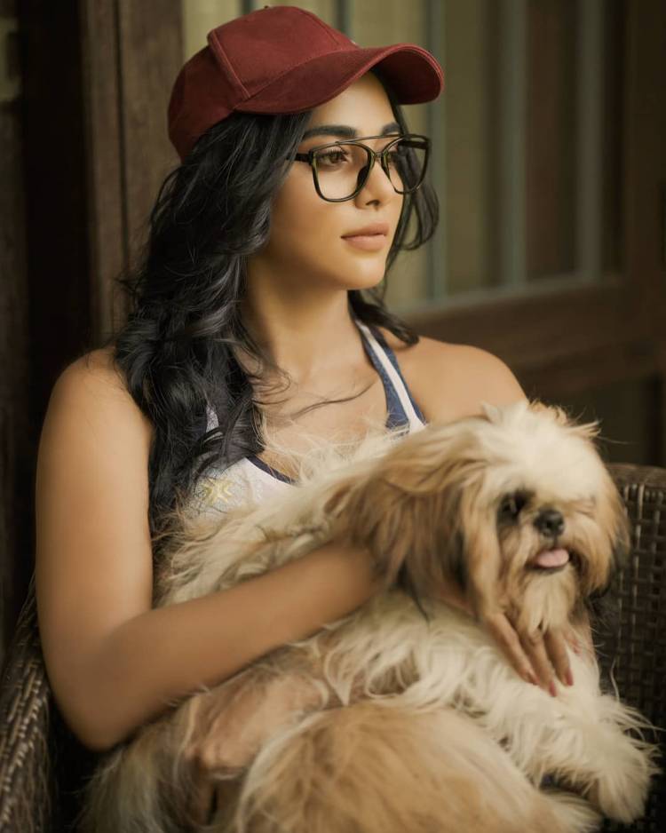 Actress #AradhyaAnn Latest Clicks..   @AradhyaAn