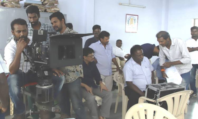 ப்ளூ சட்டை மாறனின் 'ஆன்டி இண்டியன்' படத்திற்கு தடை