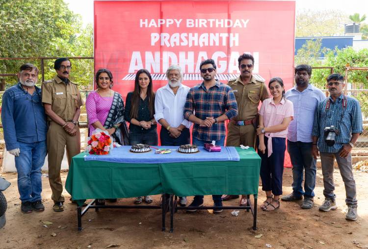 @actorprashanth and @SimranbaggaOffc celebrated their birthdays on the set of #Andhagan.