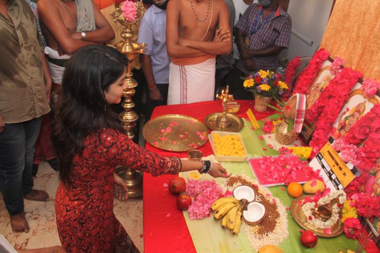 ஏஜிஎஸ் என்டர்டெயின்மென்ட் தயாரிக்கும் புதிய படம்: கதையின் நாயகனாக சதீஷ், நாயகியாக பவித்ரா லட்சுமி அறிமுகம்