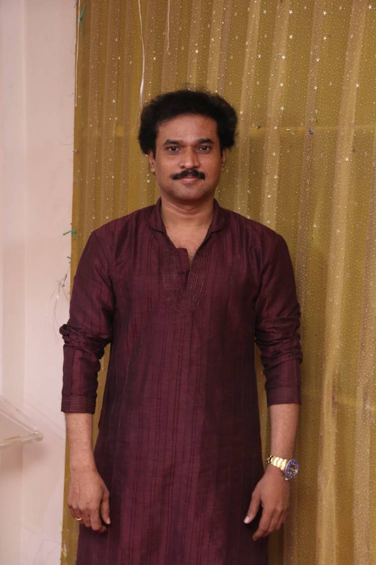 அஜித்தாவது தெரியாமல் செய்தார்.. கமல் தெரிந்தே செய்தார் ; குமார சம்பவம் இயக்குனர் குமுறல்