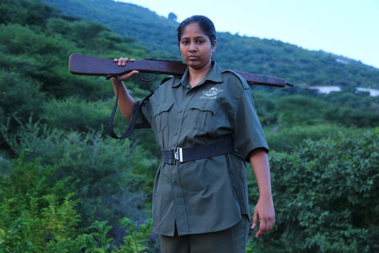 'மாவீரன் பிள்ளை' படத்தின் மூலம் திரை உலகிற்கு அறிமுகமாகும் வீரப்பனின் மகள் விஜயலட்சுமி