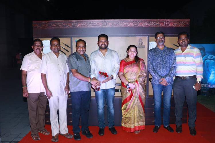 Dr. Prabhu Thilaak @11_11cinema arrived at #AV31TitleLaunch Event with his family !