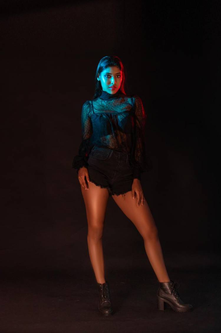 "Bigil" Movie Fame Beautiful Actress @GayathriReddy95 Looking Very Gorgeous and Stunning in Recent photoshoot stills