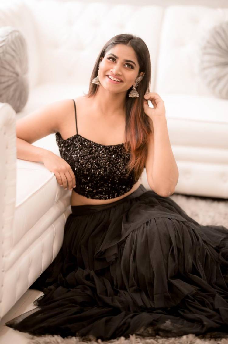 பூர்னேஷ் மற்றும் ஷிவானி நாராயணன் இணைந்து கலக்கும் “போதையில் தள்ளாதே” ரொமான்டிக் சிங்கிள் ! 