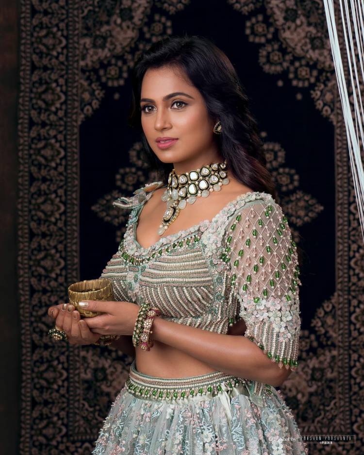 ரம்யா பாண்டியன்.