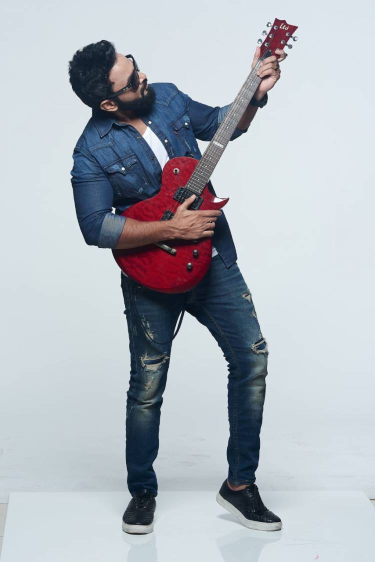 From the photo shoot of  #கருப்பு கண்ணாடி #karuppukannadi