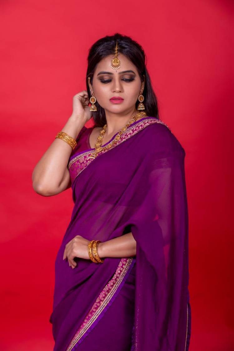 திரையுலகில் வலம் வர விரும்பும் பிரபல மாடல் அழகி சுலேகா தஹியா