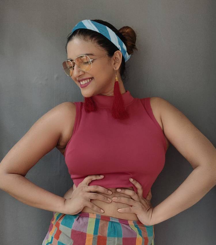 Western style with a local twist..Actress #Vasundhara In Retro Style.