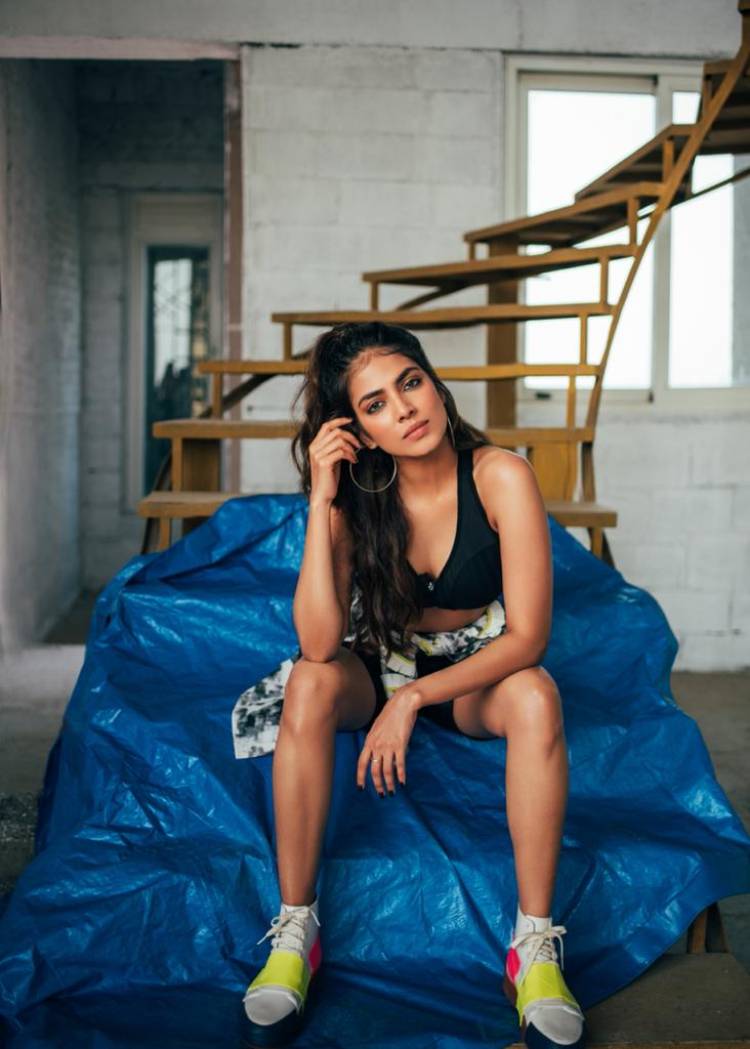 Recent Trendy Photoshoot Pics Actress @MalavikaM_